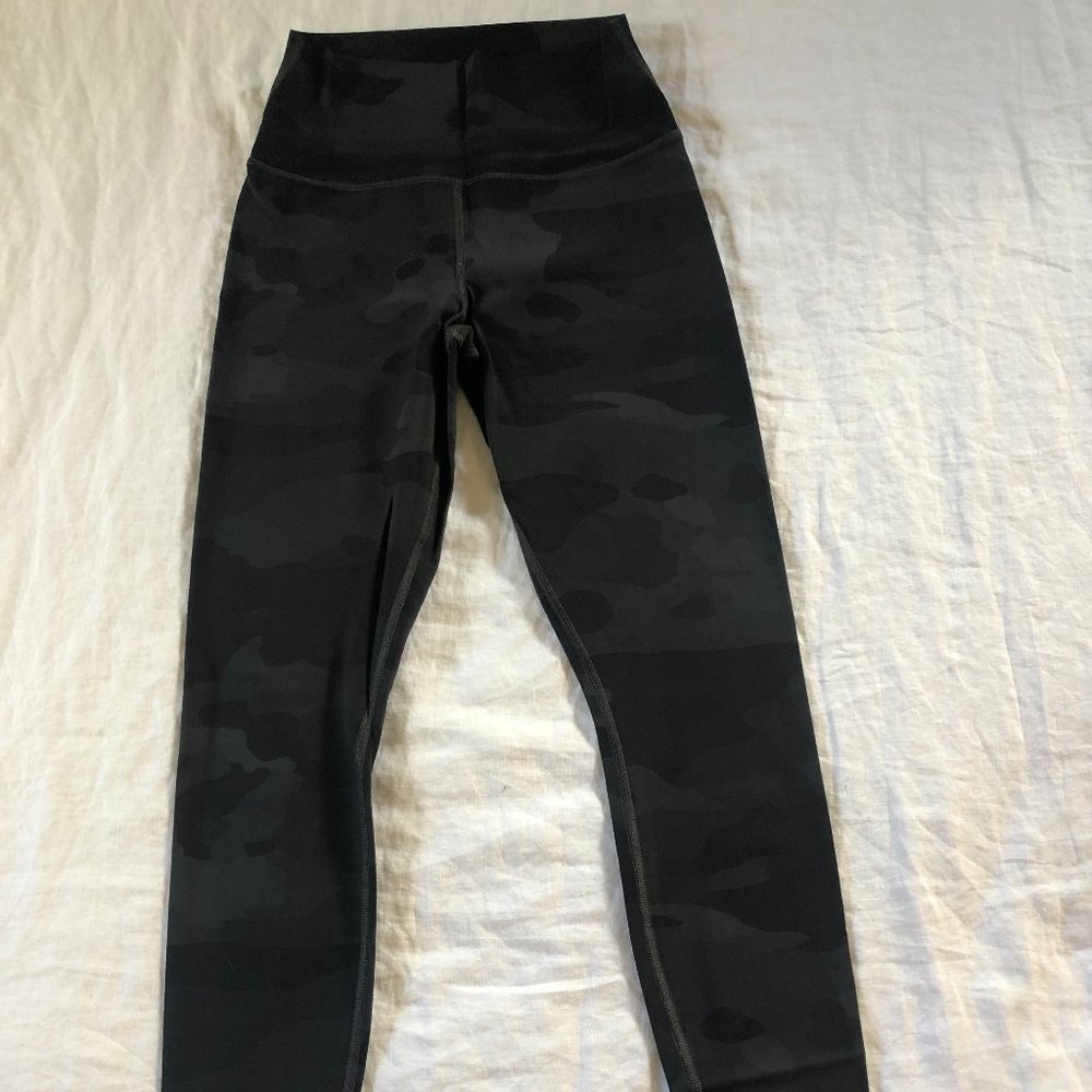 Alo High Waist Vapor Black Camo S Yoga Legging
